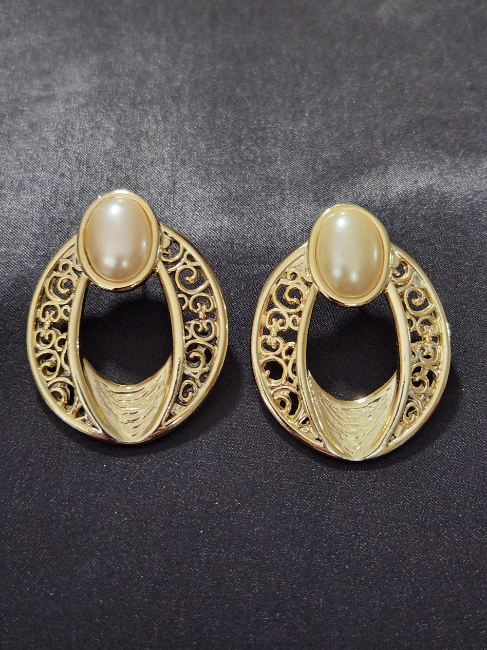 Val Signed Gold-Tone Filigree Drop Earrings with Cream Pearl Cabochon
